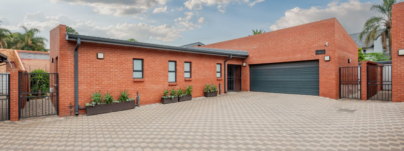 24B Chapman Road, Klippoortjie, Gauteng, 4 Bedrooms Bedrooms, 0 ,2.5 BathroomsBathrooms,House,For Sale,24B Chapman Road,0,1669