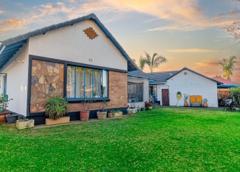 23 Goldwing Street, Raceview, Gauteng, 4 Bedrooms Bedrooms, 0 ,2 BathroomsBathrooms,House,For Sale,23 Goldwing Street ,0,1670