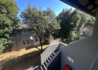 Village Green Denton Street, Ridgeway, Gauteng, 2 Bedrooms Bedrooms, 0 ,1 BathroomBathrooms,Apartment,For Sale,Village Green Denton Street,0,1671