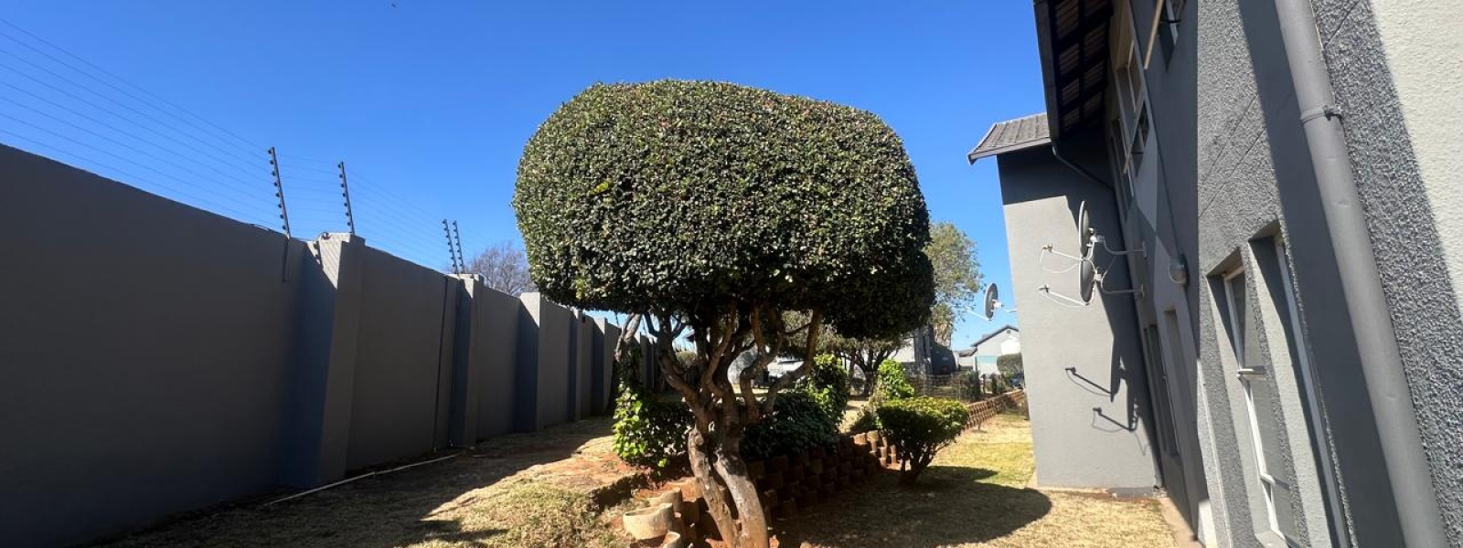 Village Green Denton Street, Ridgeway, Gauteng, 2 Bedrooms Bedrooms, 0 ,1 BathroomBathrooms,Apartment,For Sale,Village Green Denton Street,0,1671