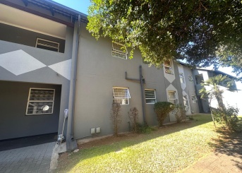 Village Green Denton Street, Ridgeway, Gauteng, 2 Bedrooms Bedrooms, 0 ,1 BathroomBathrooms,Apartment,For Sale,Village Green Denton Street,0,1671