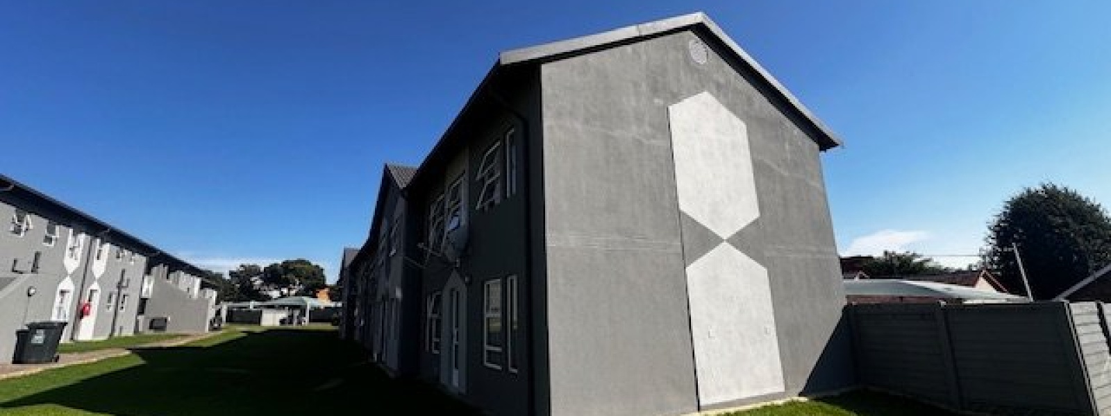 Village Green Denton Street, Ridgeway, Gauteng, 2 Bedrooms Bedrooms, 0 ,1 BathroomBathrooms,Apartment,For Sale,Village Green Denton Street,0,1671