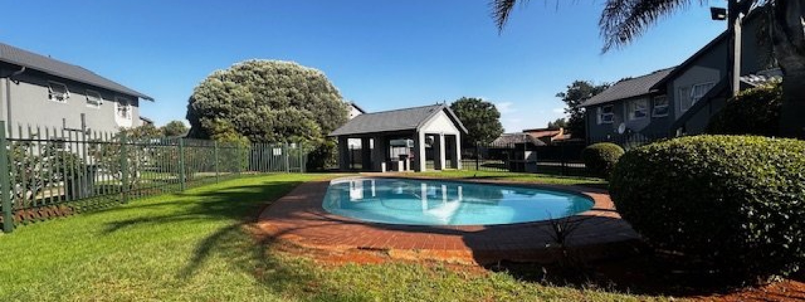 Village Green Denton Street, Ridgeway, Gauteng, 2 Bedrooms Bedrooms, 0 ,1 BathroomBathrooms,Apartment,For Sale,Village Green Denton Street,0,1671