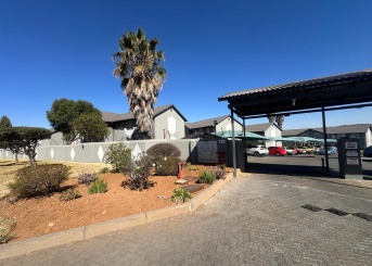 Village Green Denton Street, Ridgeway, Gauteng, 2 Bedrooms Bedrooms, 0 ,1 BathroomBathrooms,Apartment,For Sale,Village Green Denton Street,0,1671