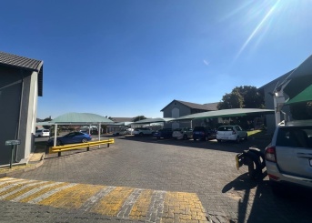 Village Green Denton Street, Ridgeway, Gauteng, 2 Bedrooms Bedrooms, 0 ,1 BathroomBathrooms,Apartment,For Sale,Village Green Denton Street,0,1671