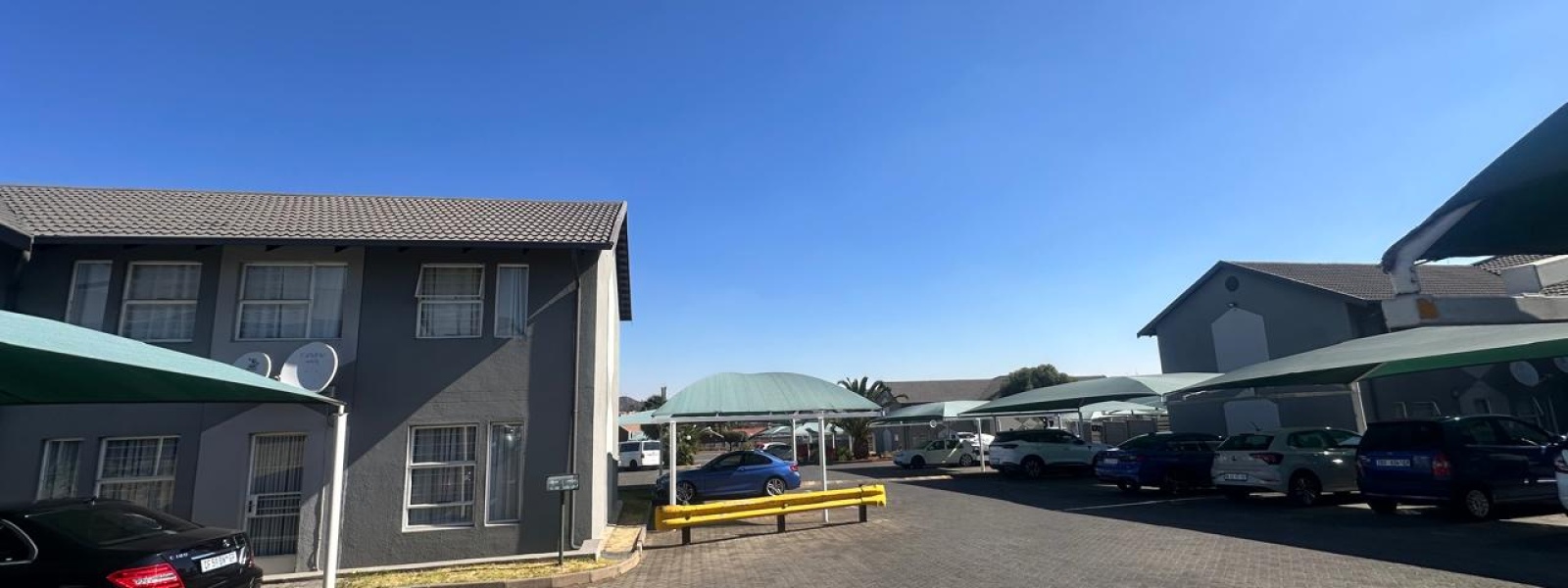 Village Green Denton Street, Ridgeway, Gauteng, 2 Bedrooms Bedrooms, 0 ,1 BathroomBathrooms,Apartment,For Sale,Village Green Denton Street,0,1671