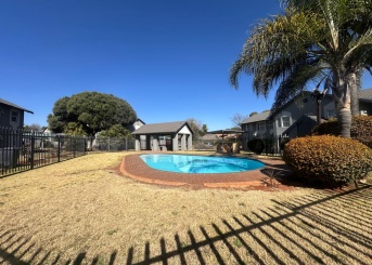 Village Green Denton Street, Ridgeway, Gauteng, 2 Bedrooms Bedrooms, 0 ,1 BathroomBathrooms,Apartment,For Sale,Village Green Denton Street,0,1671