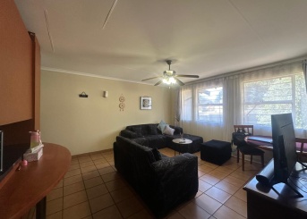 Village Green Denton Street, Ridgeway, Gauteng, 2 Bedrooms Bedrooms, 0 ,1 BathroomBathrooms,Apartment,For Sale,Village Green Denton Street,0,1671
