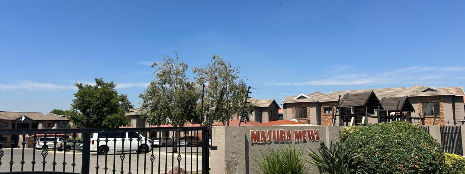 Majuba Mews, Helderwyk Estate, Gauteng, 2 Bedrooms Bedrooms, 0 ,1 BathroomBathrooms,Apartment,For Sale,Majuba Mews ,0,1672
