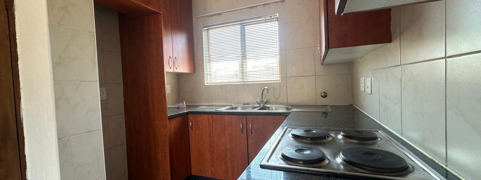 Majuba Mews, Helderwyk Estate, Gauteng, 2 Bedrooms Bedrooms, 0 ,1 BathroomBathrooms,Apartment,For Sale,Majuba Mews ,0,1672