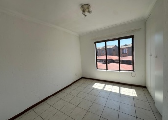 Majuba Mews, Helderwyk Estate, Gauteng, 2 Bedrooms Bedrooms, 0 ,1 BathroomBathrooms,Apartment,For Sale,Majuba Mews ,0,1672