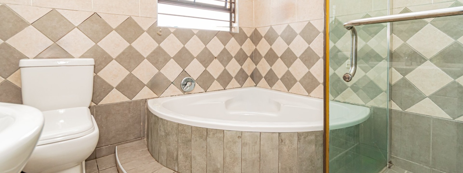 Kosmos Bonza Bay Street, Elandshaven, Gauteng, 3 Bedrooms Bedrooms, 0 ,2.5 BathroomsBathrooms,Apartment,For Sale,Kosmos Bonza Bay Street ,0,1673