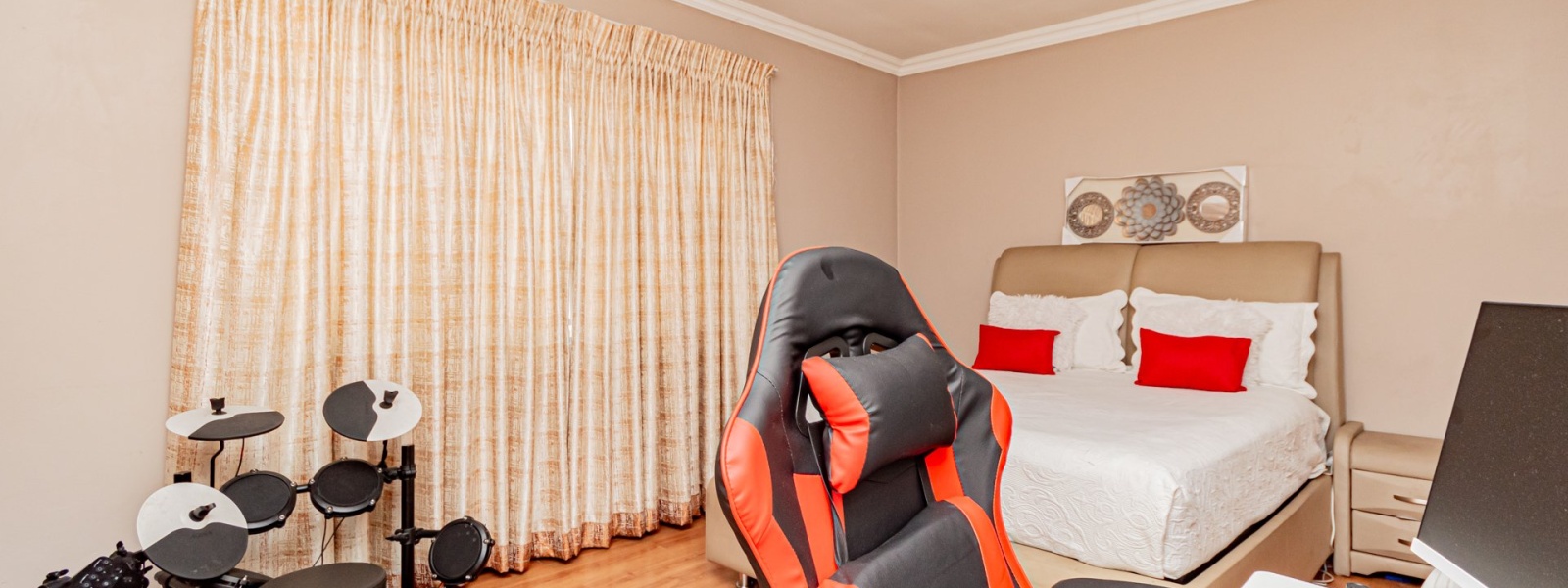 Kosmos Bonza Bay Street, Elandshaven, Gauteng, 3 Bedrooms Bedrooms, 0 ,2.5 BathroomsBathrooms,Apartment,For Sale,Kosmos Bonza Bay Street ,0,1673