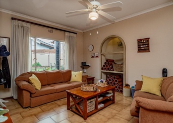 Kristal Crescent, Randhart, Gauteng, 4 Bedrooms Bedrooms, 0 ,2 BathroomsBathrooms,House,For Sale,Kristal Crescent ,0,1676 Kristal Crescent, Randhart, Gauteng, 4 Bedrooms Bedrooms, 0 ,2 BathroomsBathrooms,House,For Sale,Kristal Crescent ,0,1676