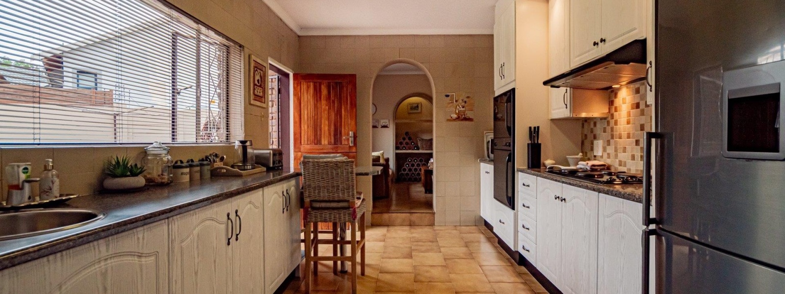 Kristal Crescent, Randhart, Gauteng, 4 Bedrooms Bedrooms, 0 ,2 BathroomsBathrooms,House,For Sale,Kristal Crescent ,0,1676