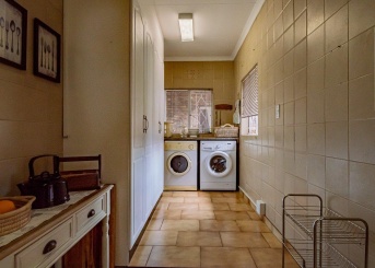 Kristal Crescent, Randhart, Gauteng, 4 Bedrooms Bedrooms, 0 ,2 BathroomsBathrooms,House,For Sale,Kristal Crescent ,0,1676 Kristal Crescent, Randhart, Gauteng, 4 Bedrooms Bedrooms, 0 ,2 BathroomsBathrooms,House,For Sale,Kristal Crescent ,0,1676