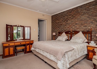 Kristal Crescent, Randhart, Gauteng, 4 Bedrooms Bedrooms, 0 ,2 BathroomsBathrooms,House,For Sale,Kristal Crescent ,0,1676 Kristal Crescent, Randhart, Gauteng, 4 Bedrooms Bedrooms, 0 ,2 BathroomsBathrooms,House,For Sale,Kristal Crescent ,0,1676