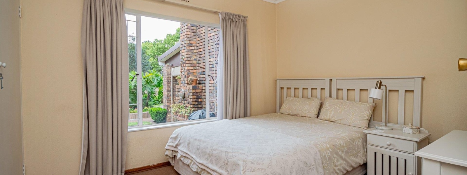 Kristal Crescent, Randhart, Gauteng, 4 Bedrooms Bedrooms, 0 ,2 BathroomsBathrooms,House,For Sale,Kristal Crescent ,0,1676