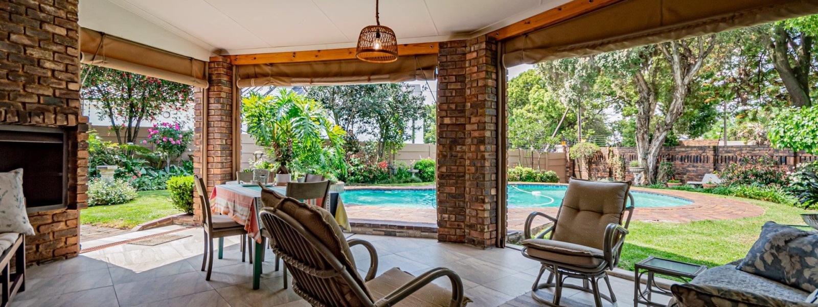 Kristal Crescent, Randhart, Gauteng, 4 Bedrooms Bedrooms, 0 ,2 BathroomsBathrooms,House,For Sale,Kristal Crescent ,0,1676