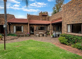 Kristal Crescent, Randhart, Gauteng, 4 Bedrooms Bedrooms, 0 ,2 BathroomsBathrooms,House,For Sale,Kristal Crescent ,0,1676 Kristal Crescent, Randhart, Gauteng, 4 Bedrooms Bedrooms, 0 ,2 BathroomsBathrooms,House,For Sale,Kristal Crescent ,0,1676