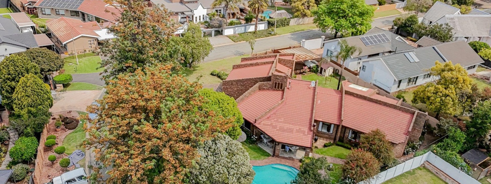 Kristal Crescent, Randhart, Gauteng, 4 Bedrooms Bedrooms, 0 ,2 BathroomsBathrooms,House,For Sale,Kristal Crescent ,0,1676