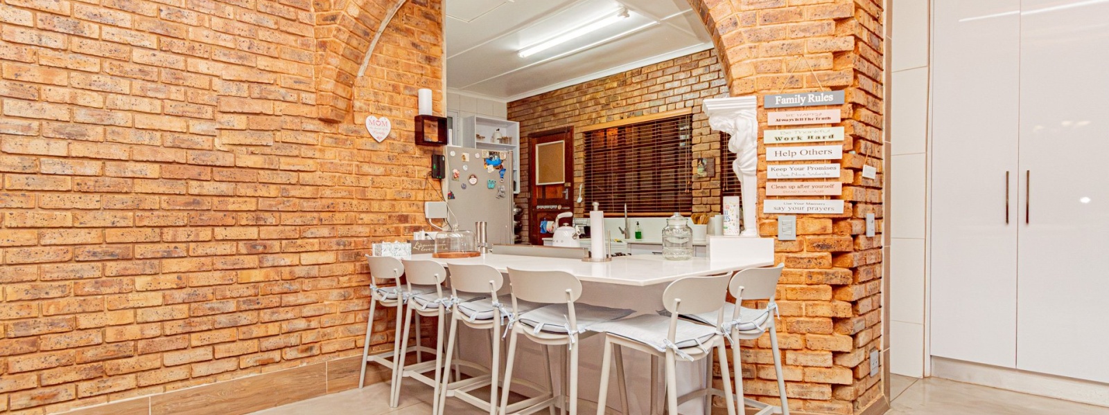 Rodene Avenue, Glenvista, Gauteng, 4 Bedrooms Bedrooms, 0 ,2.5 BathroomsBathrooms,House,For Sale,Rodene Avenue ,0,1677