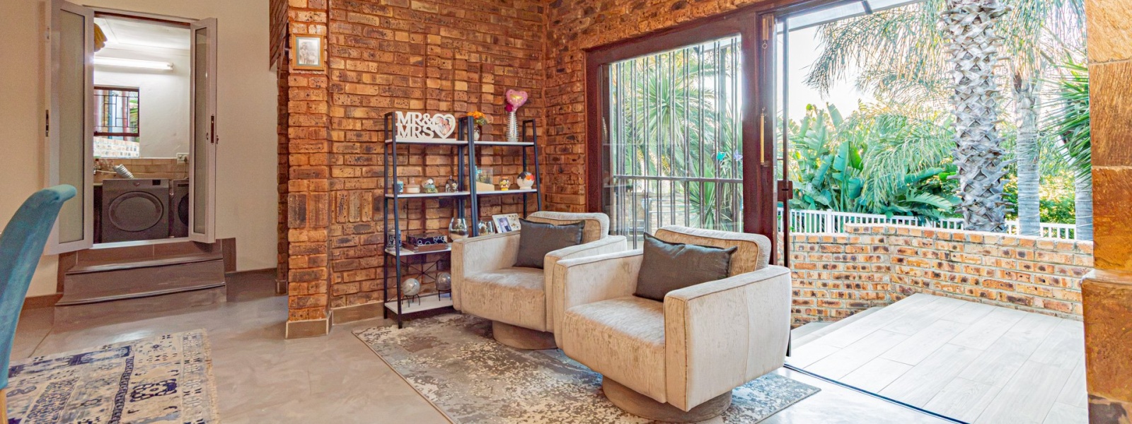 Rodene Avenue, Glenvista, Gauteng, 4 Bedrooms Bedrooms, 0 ,2.5 BathroomsBathrooms,House,For Sale,Rodene Avenue ,0,1677