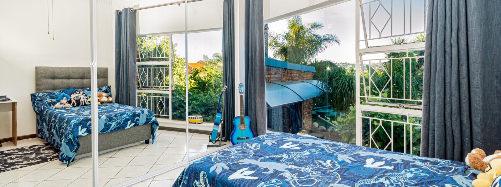Rodene Avenue, Glenvista, Gauteng, 4 Bedrooms Bedrooms, 0 ,2.5 BathroomsBathrooms,House,For Sale,Rodene Avenue ,0,1677