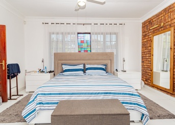Rodene Avenue, Glenvista, Gauteng, 4 Bedrooms Bedrooms, 0 ,2.5 BathroomsBathrooms,House,For Sale,Rodene Avenue ,0,1677
