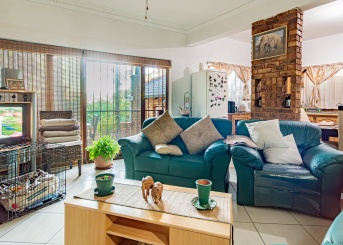 Rodene Avenue, Glenvista, Gauteng, 4 Bedrooms Bedrooms, 0 ,2.5 BathroomsBathrooms,House,For Sale,Rodene Avenue ,0,1677