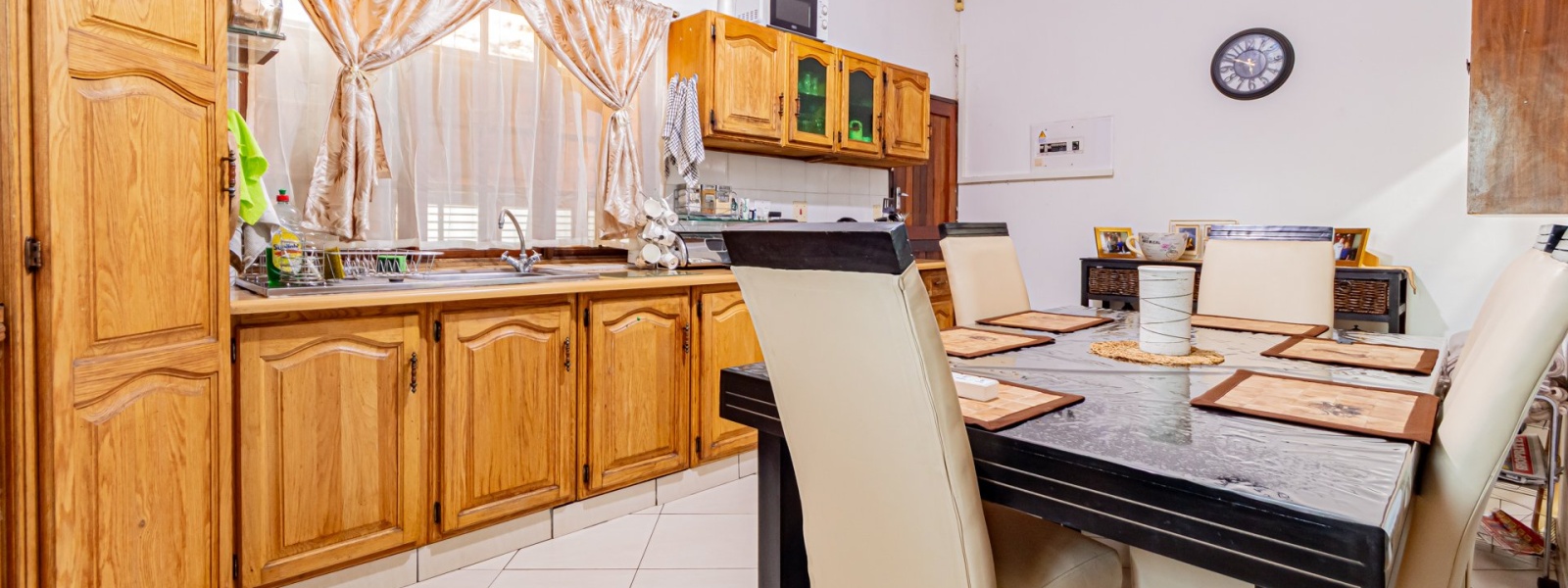 Rodene Avenue, Glenvista, Gauteng, 4 Bedrooms Bedrooms, 0 ,2.5 BathroomsBathrooms,House,For Sale,Rodene Avenue ,0,1677
