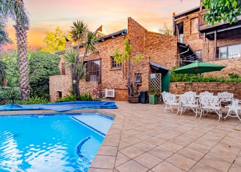 Rodene Avenue, Glenvista, Gauteng, 4 Bedrooms Bedrooms, 0 ,2.5 BathroomsBathrooms,House,For Sale,Rodene Avenue ,0,1677