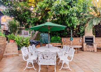 Rodene Avenue, Glenvista, Gauteng, 4 Bedrooms Bedrooms, 0 ,2.5 BathroomsBathrooms,House,For Sale,Rodene Avenue ,0,1677