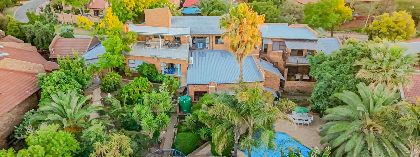 Rodene Avenue, Glenvista, Gauteng, 4 Bedrooms Bedrooms, 0 ,2.5 BathroomsBathrooms,House,For Sale,Rodene Avenue ,0,1677