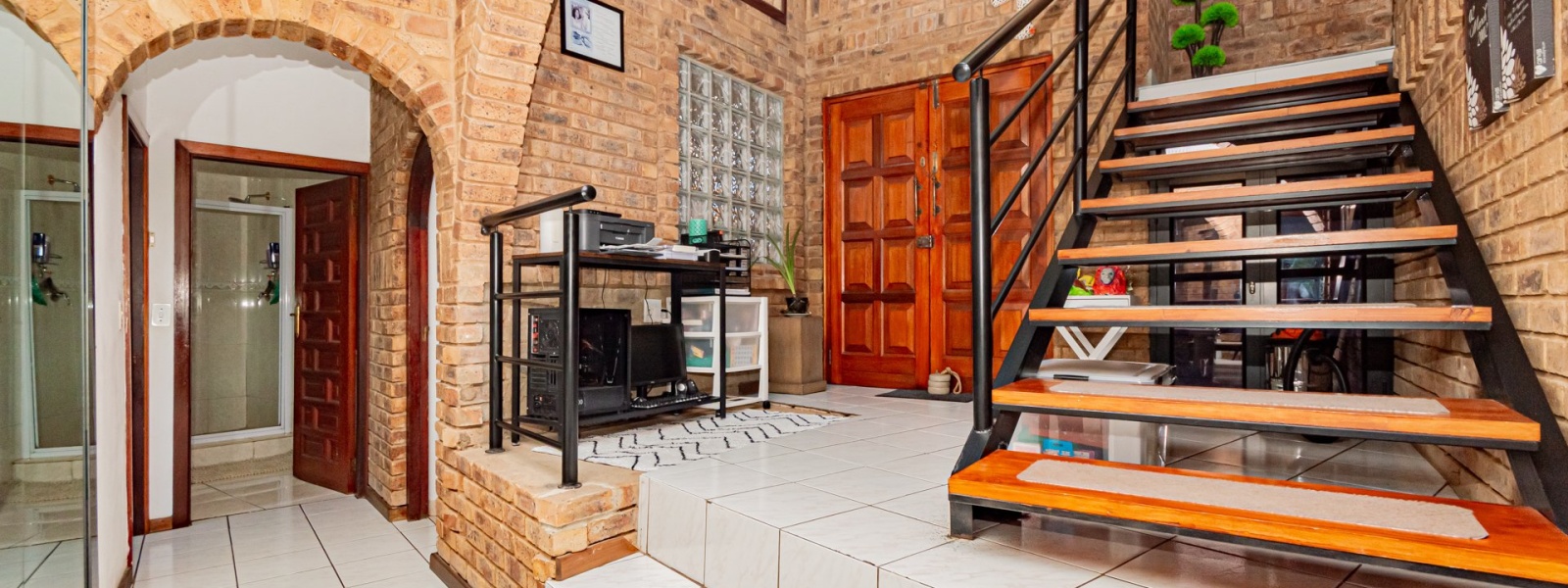 Rodene Avenue, Glenvista, Gauteng, 4 Bedrooms Bedrooms, 0 ,2.5 BathroomsBathrooms,House,For Sale,Rodene Avenue ,0,1677